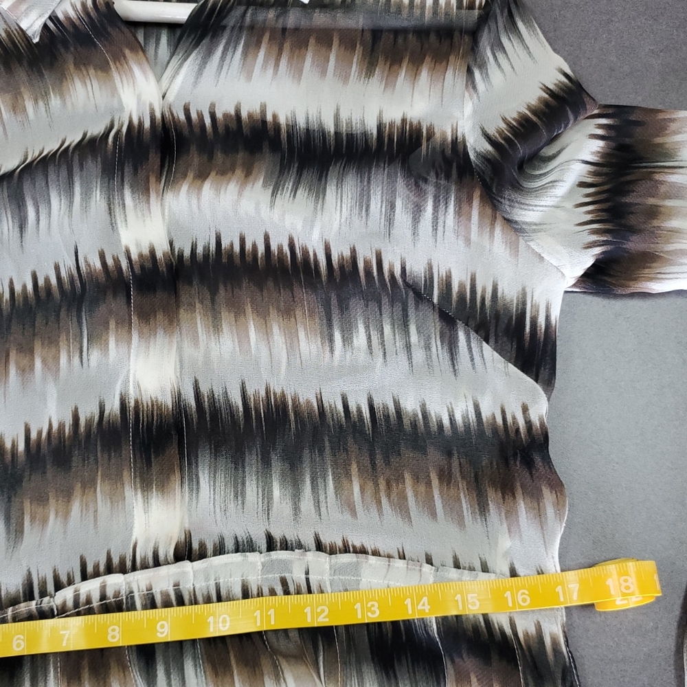 BCBGMAXAZRIA Printed Dress - Picture 10 of 11
